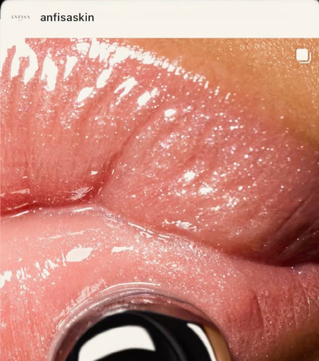 lippies.
